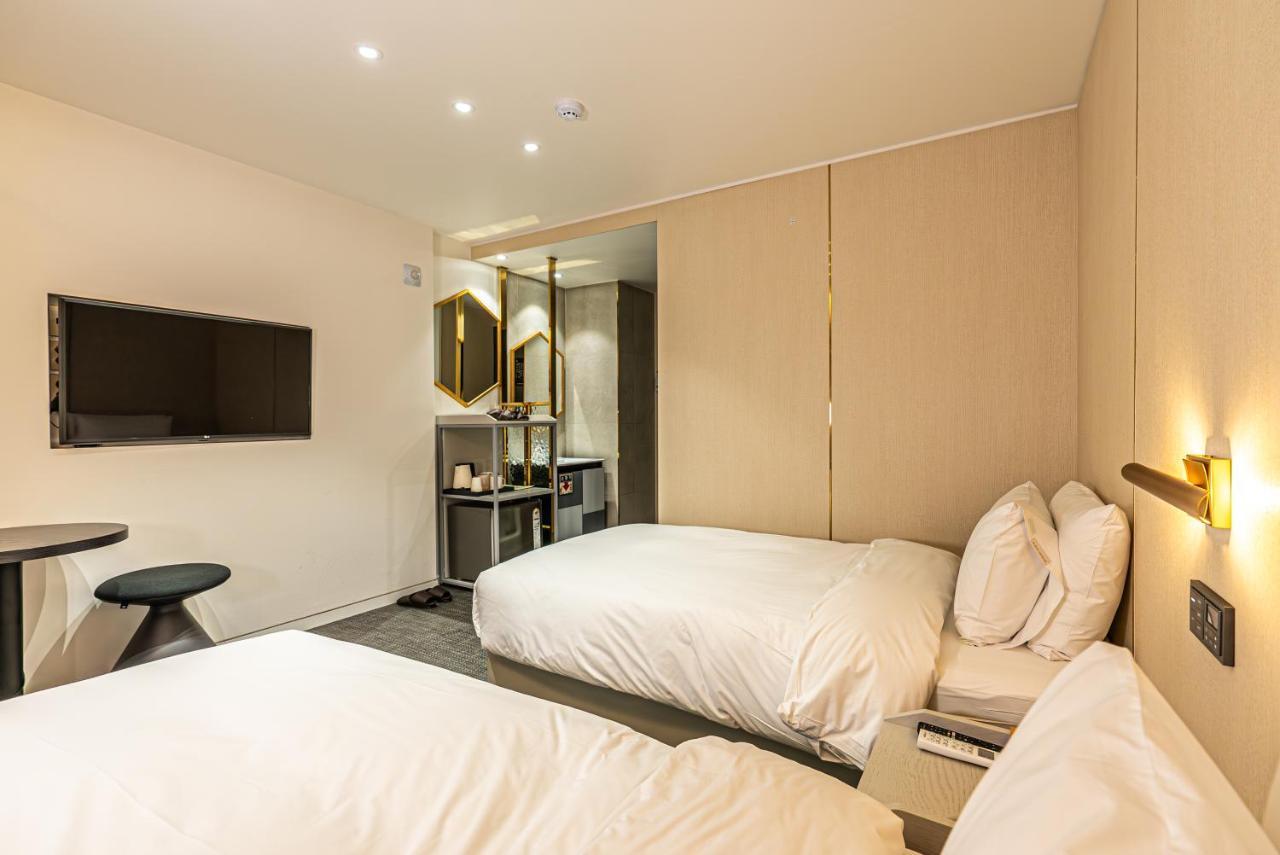 Hotel The Grang ソギポ エクステリア 写真