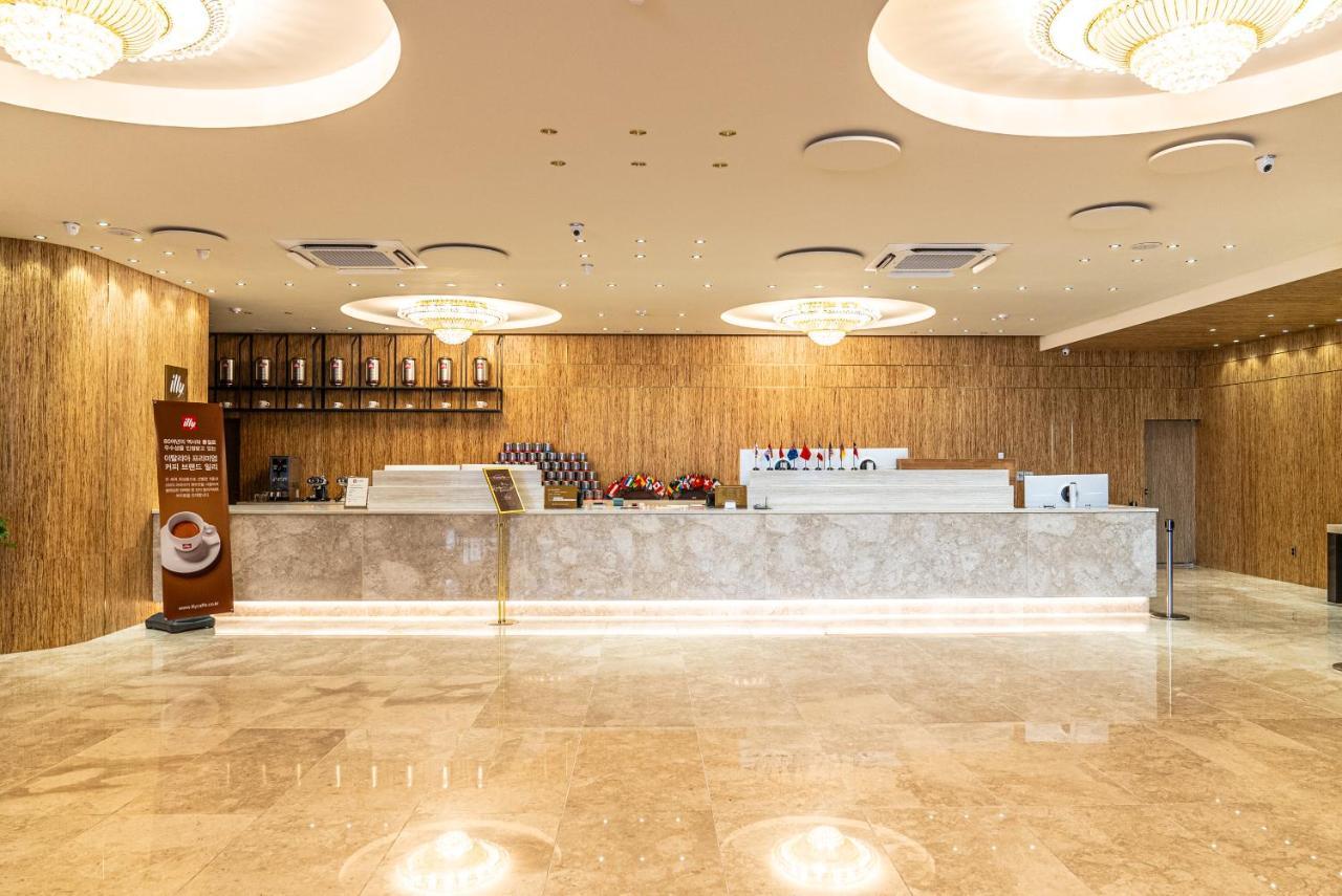 Hotel The Grang ソギポ エクステリア 写真